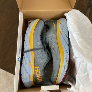 Hoka Clifton 8. Size 9 wide(2E)